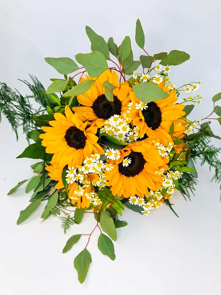 Bridesmaid Sunflower and Daisy Handtied Bouquet