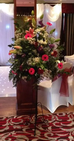 Burgandy and White Calla Lily Pedestal Arrangement 2