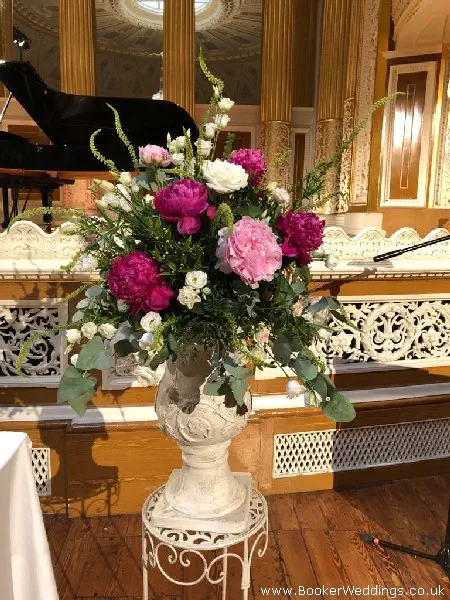 St Georges Hall Wedding Urn Arrangement in Dusky Pink and Purple