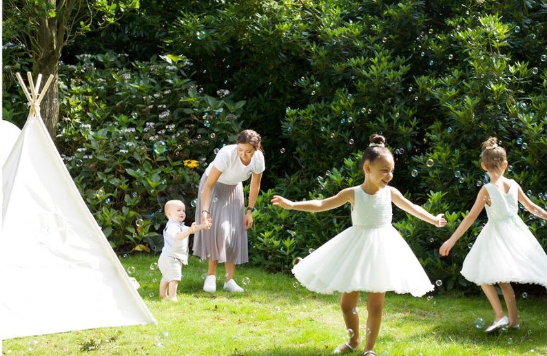Let children enjoy your Wedding day as much as you